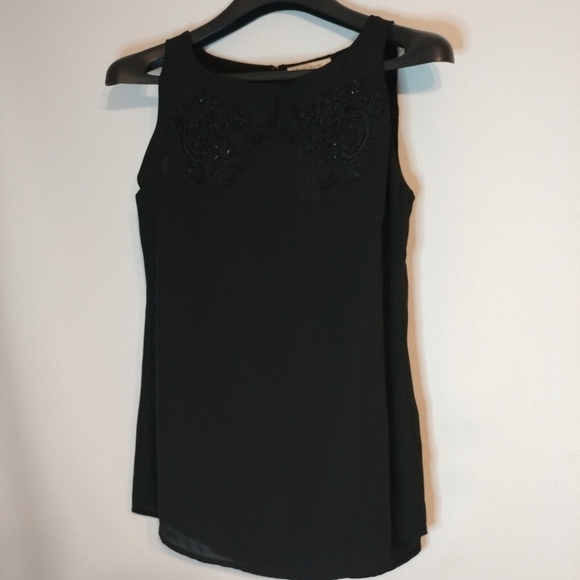 NWT White House | Black Market Sleeveless Blouse - Picture 3 of 10